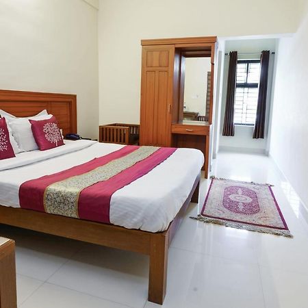 Oyo 9404 Hotel White Fort Mananthavady Esterno foto