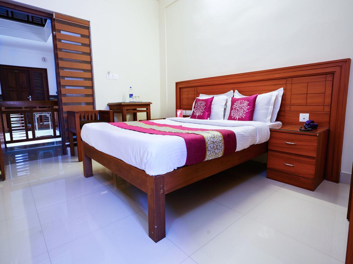 Oyo 9404 Hotel White Fort Mananthavady Esterno foto